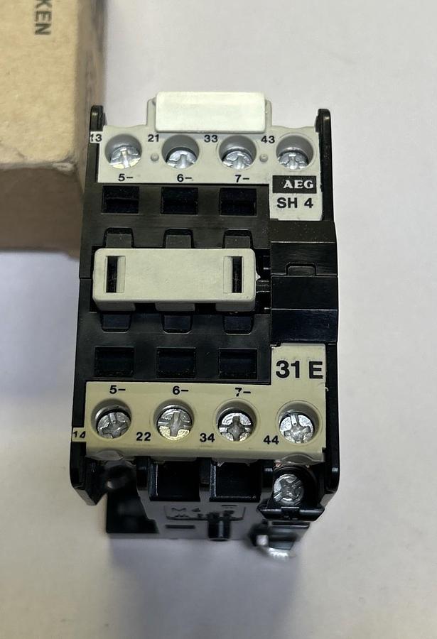 AEG,E-NR910-302-550-22,CONTACTOR NOS