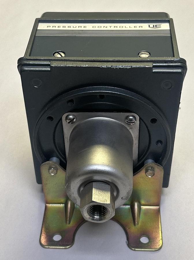 UNITED ELECTRIC CONTROLS,J302,PRESSURE CONTROLLER NOS