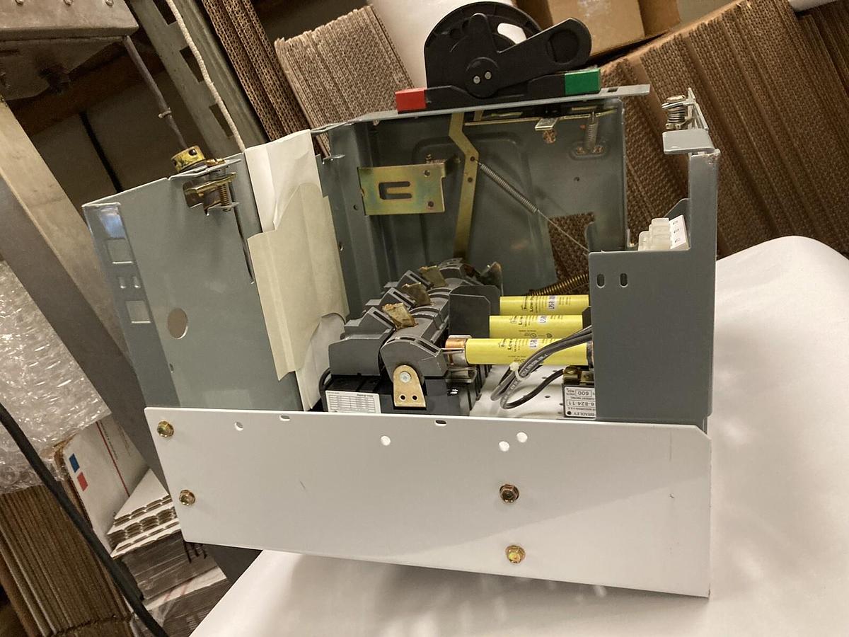 Used Allen Bradley,2100 2192F,30 Amp 12 INCH Fused MCC Disconnect Feeder Bucket