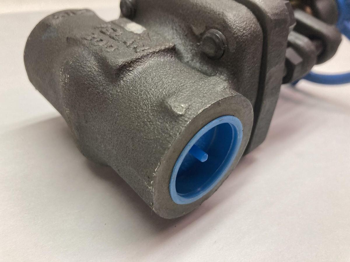 Used Velan,3/8" NPT A105N CR13 HF,Model A Stell Gate Valve