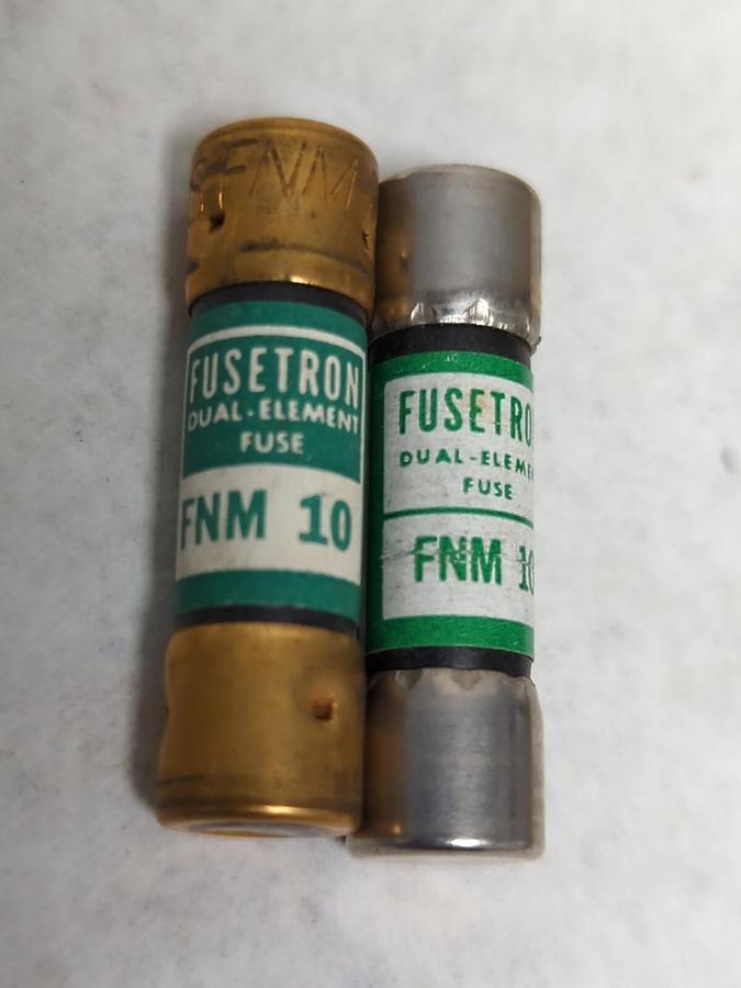 COOPER BUSSMANN,FNM 10,FUSETRON 10 AMP FUSE LOT OF 2 NOS
