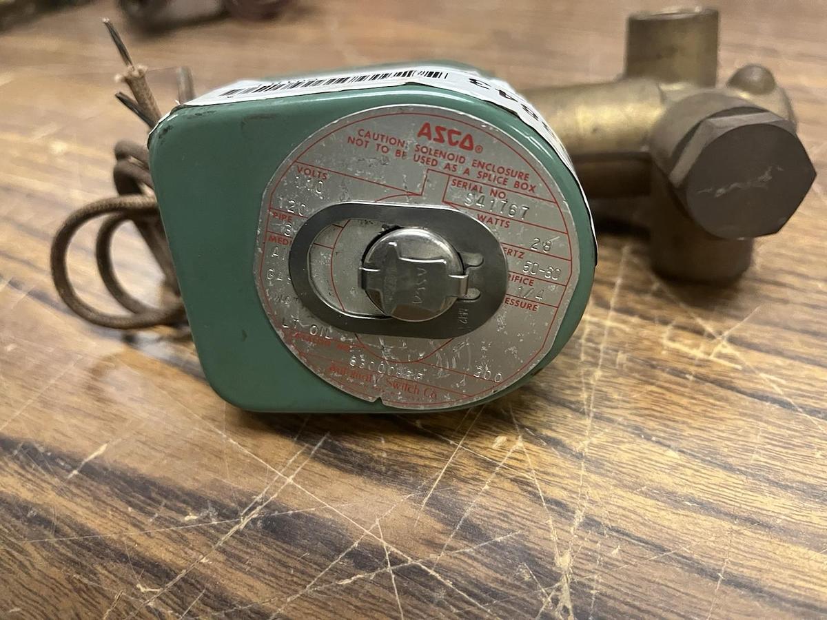Used ASCO,8300C9RF,SOLENOID VALVE 120V 3/8"