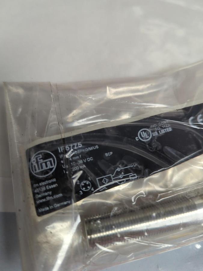 EFECTOR 100,IF5775,INDUCTIVE SENSOR IFK3004BBPKG/M/US-104-DPS NOS