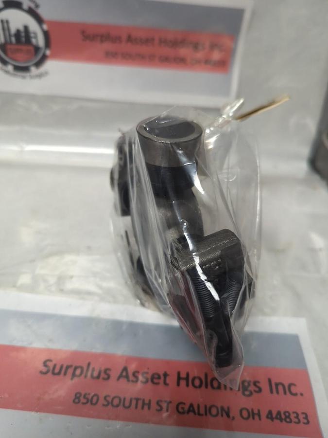 HYSTER,1312827,CROSS & BEARING KIT NOS