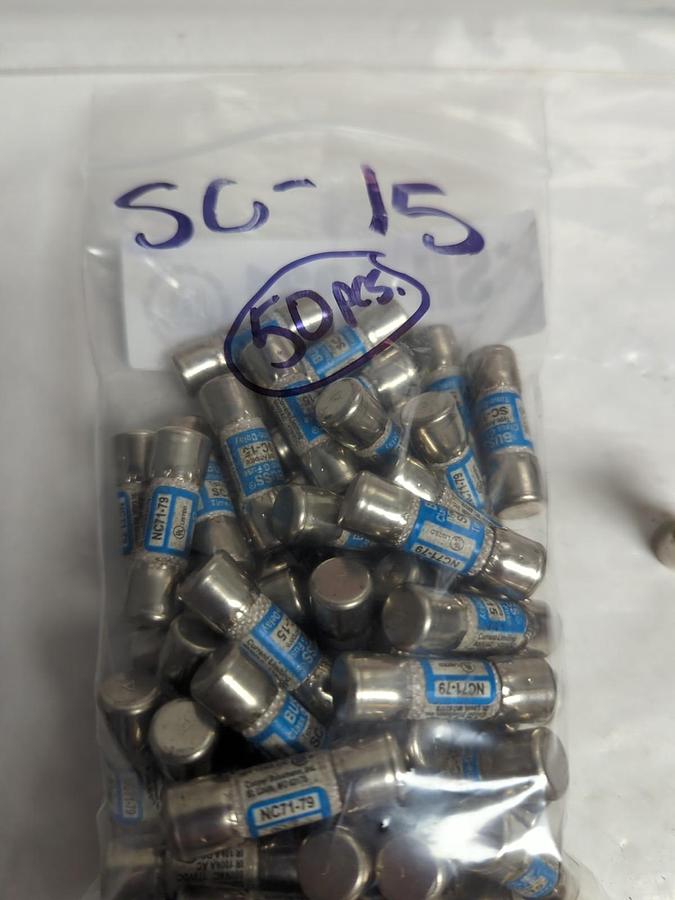 Used COOPER BUSSMANN,SC-15,CLASS C 15 AMP FUSE LOT OF 50 PRE-OWNED