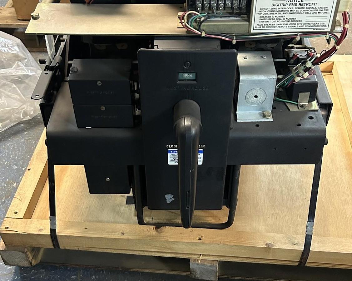 Used WESTINGHOUSE,DB-50,AIR CIRCUIT BREAKER 1600A W/ TRIP UNIT PR6A06A060