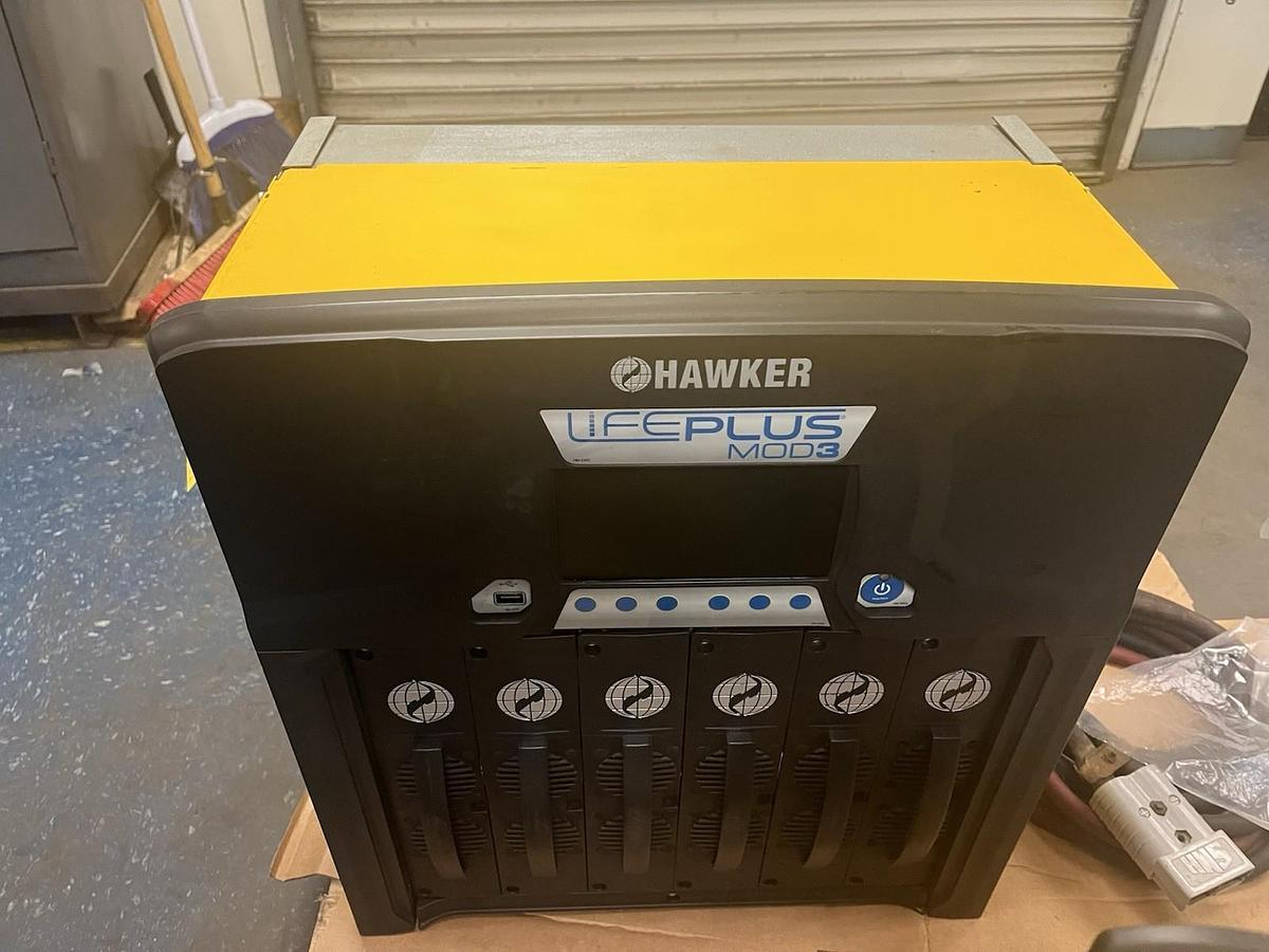 Used HAWKER,LPM3-48F-300Y,LIFEPLUS MOD3 BATTERY CHARGER 480V 3PH OUT 24/36/48V 300A