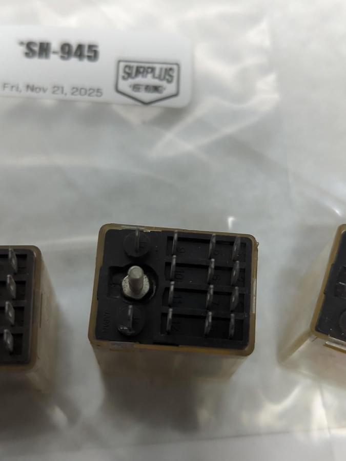 Used FUJITSU,FLR-263-A120/04CS,RELAY 14-PIN 120VAC LOT OF 4 PRE-OWNED