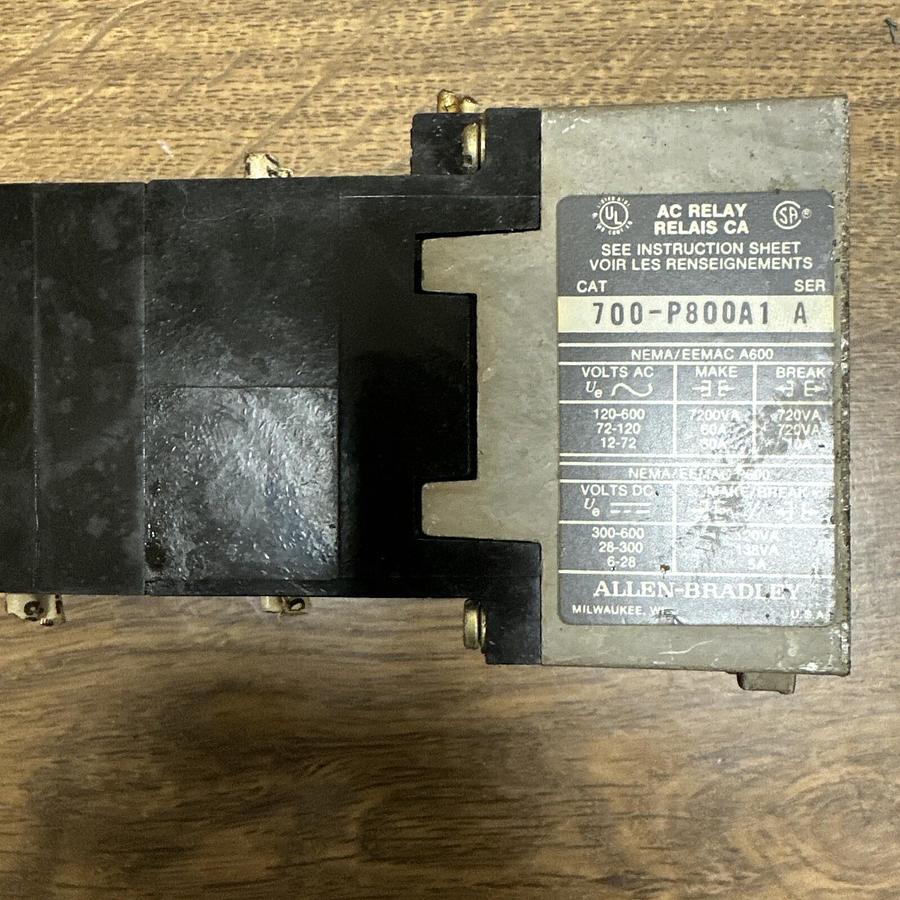 Used Allen Bradley,700-P800A1,AC Relay Ser A