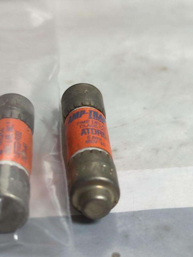 Used GOULD SHAWMUT,ATDR5,AMP-TRAP 5 AMP FUSE LOT OF 6 NOS