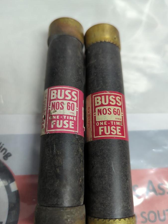 Used COOPER BUSSMANN,NOS60,ONE-TIME 60 AMP FUSE LOT OF 2 PRE-OWNED