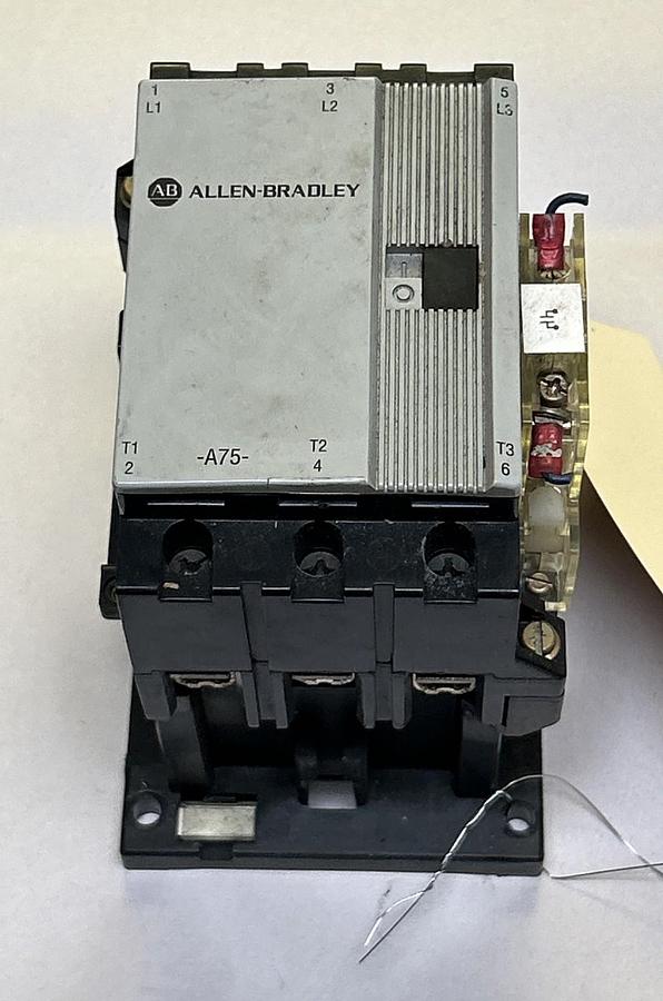 Used ALLEN BRADLEY,100-A75N*3,CONTACTOR 110/120V COIL
