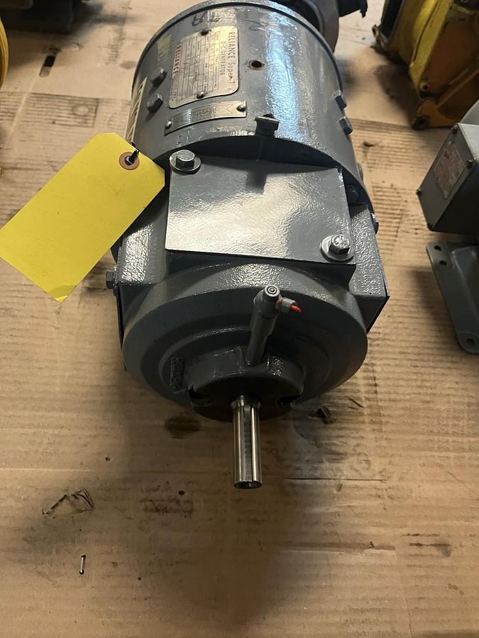 Used RELIANCE,4LT836095T1,SUPER T DC GENERATOR 1.5kW FR 187A 50VDC 1750RPM