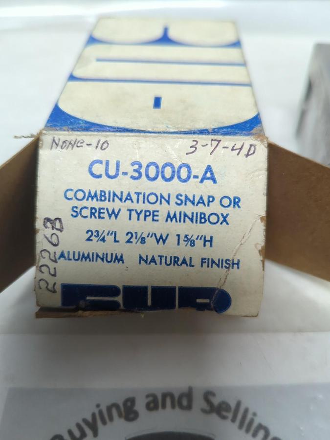 BUD,CU-3000-A,COMBO SNAP OR SCREW TYPE MINI-BOX 2-3/4 LX2-1/8WX1-5/8H INCHES NOS