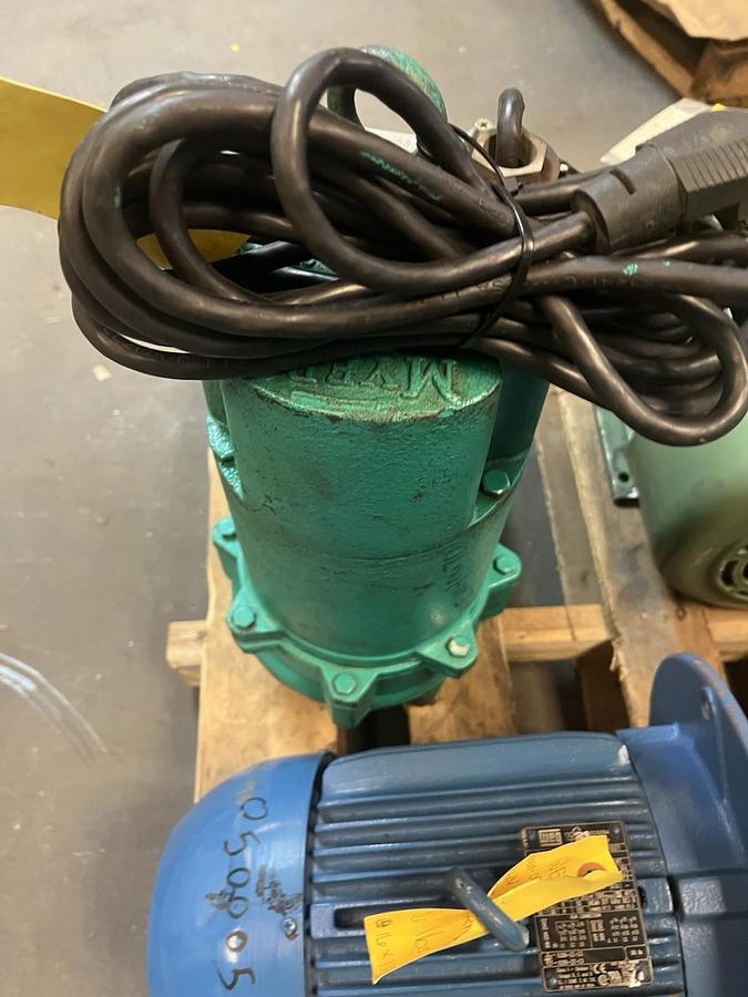 Used FE MYERS,WHR10-21C,SEWAGE PUMP 1HP 1PH 230V 2"