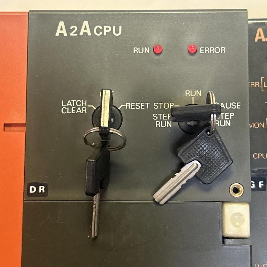 Used MITSUBISHI,A2ACPU / AJ71PT32-S3 / AD61 / AX40 / AY11 / AY41-UL,RACK ASSEMBLY