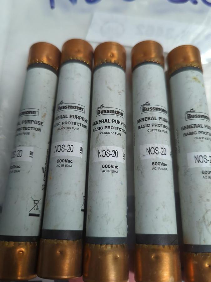 COOPER BUSSMANN,NOS20,GENERAL PURPOSE 20 AMP FUSE LOT OF 5 NOS