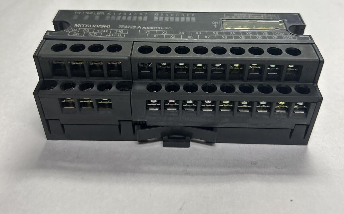 Used MITSUBISHI,AJ65SBTB1-16D,COMPACT REMOTE INPUT UNIT