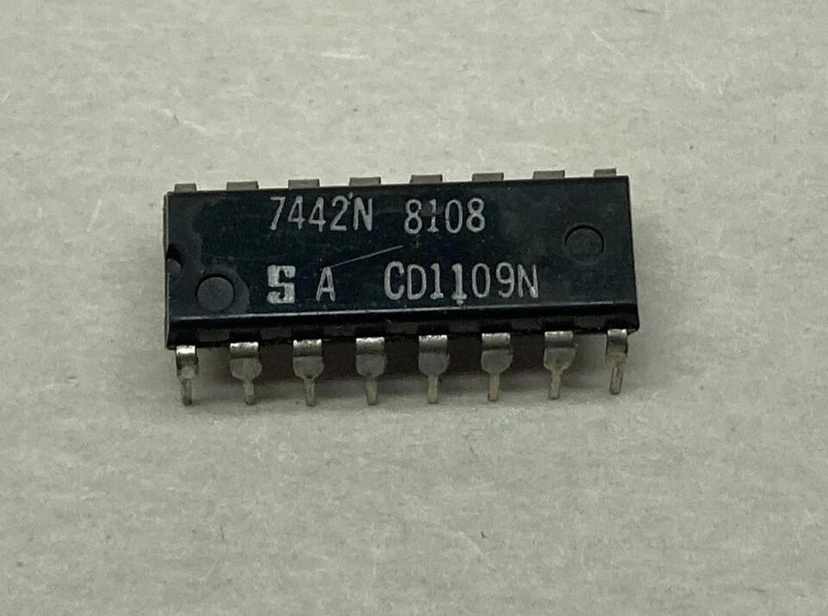 Signetics,CD1109N,Semiconductor SLEEVE OF 25