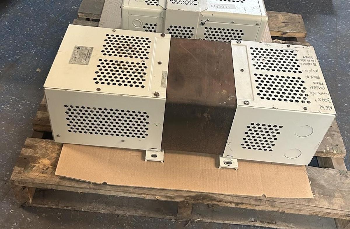 Used SOLA,63-23-250-8,MINI/MICRO COMPUTER REGULATOR TRANSFORMER 5000VA