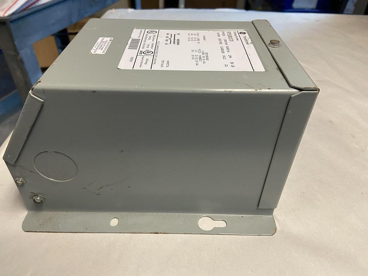 GE,9T51B0170,Transformer 1KVA Phase 1  Primary 380/400/416V Secondary 120/240V