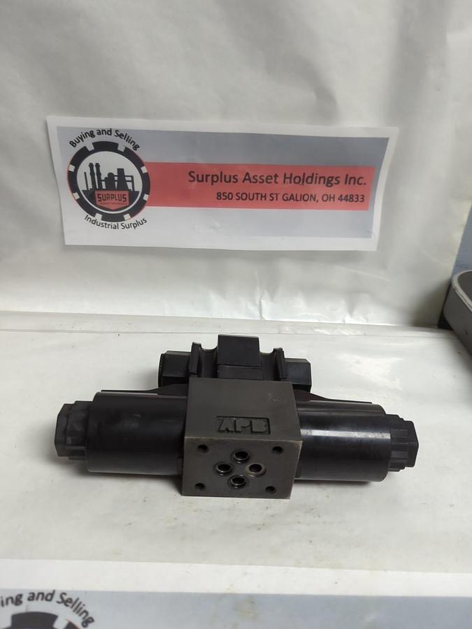 Used DAIKIN,KS0-G0Z-4CP-30,SOLENOID VALVE DC24V PRE-OWNED
