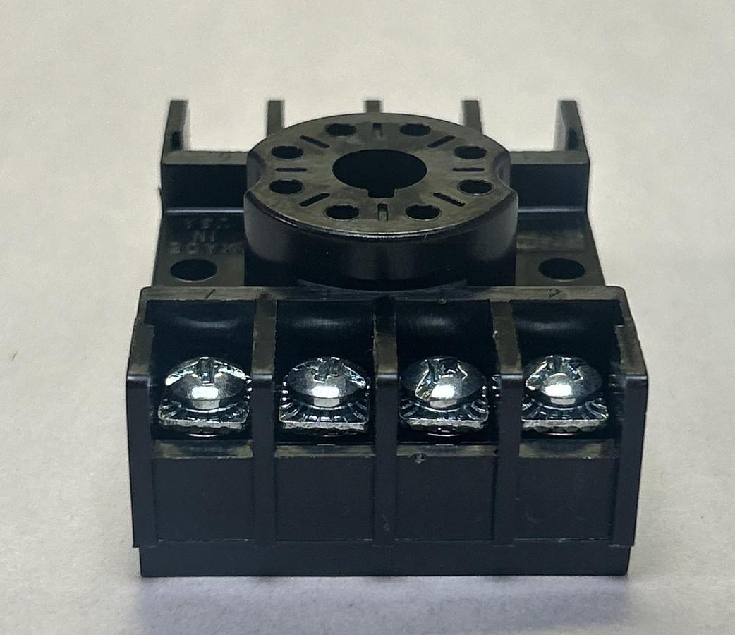 CUSTUM CONNECTOR,0T08-PC,RELAY SOCKET 10A 600V