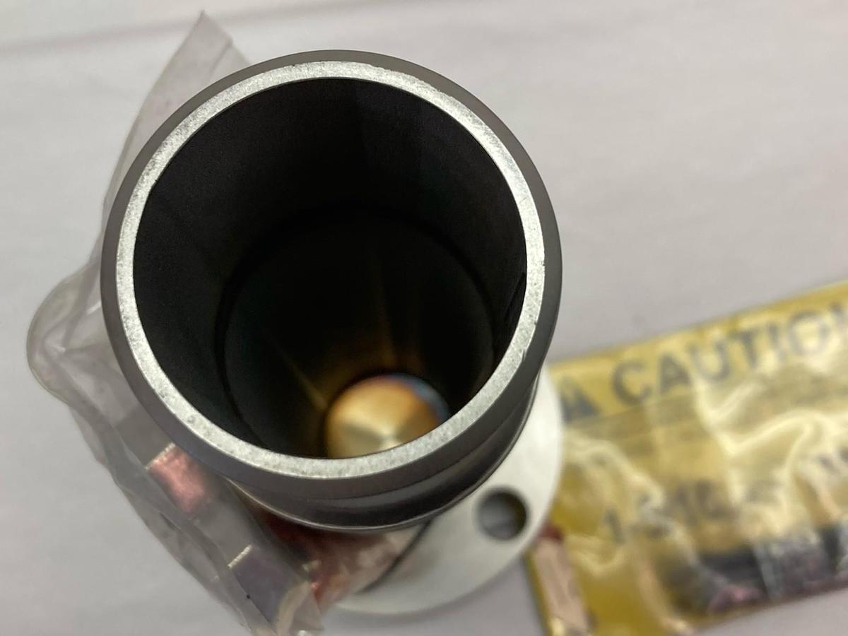 Used Unbranded,7606G1 060303,Flange Connector