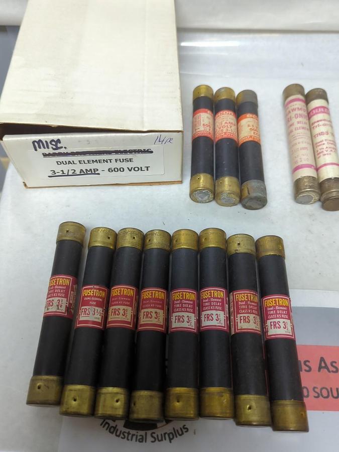 Used MISCELLANEOUS,3-1/2 AMP,FUSES LOT OF 14 PRE-OWNED