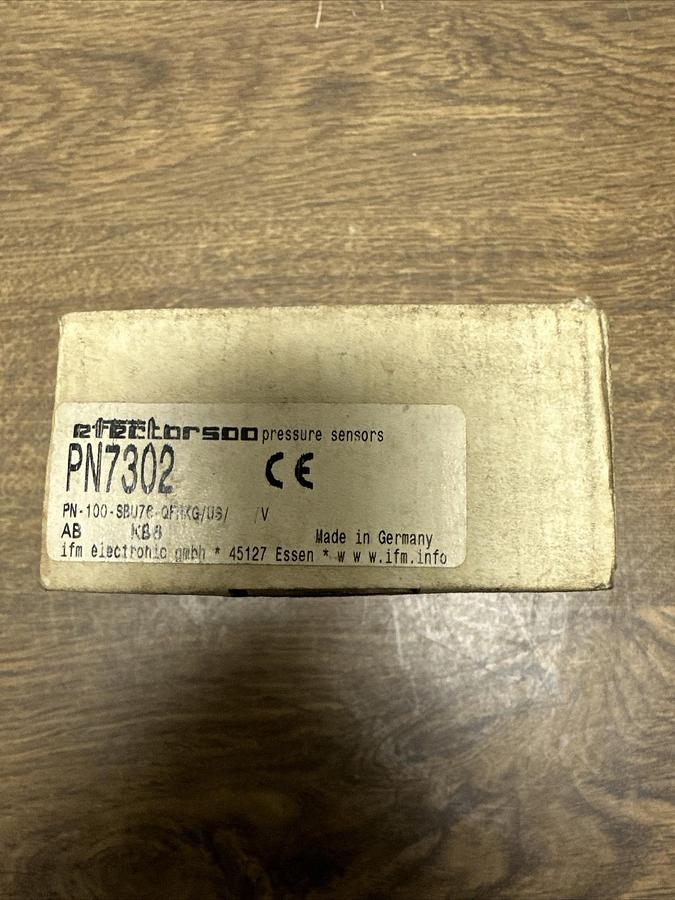 Efector,PN7302,Pressure Sensor