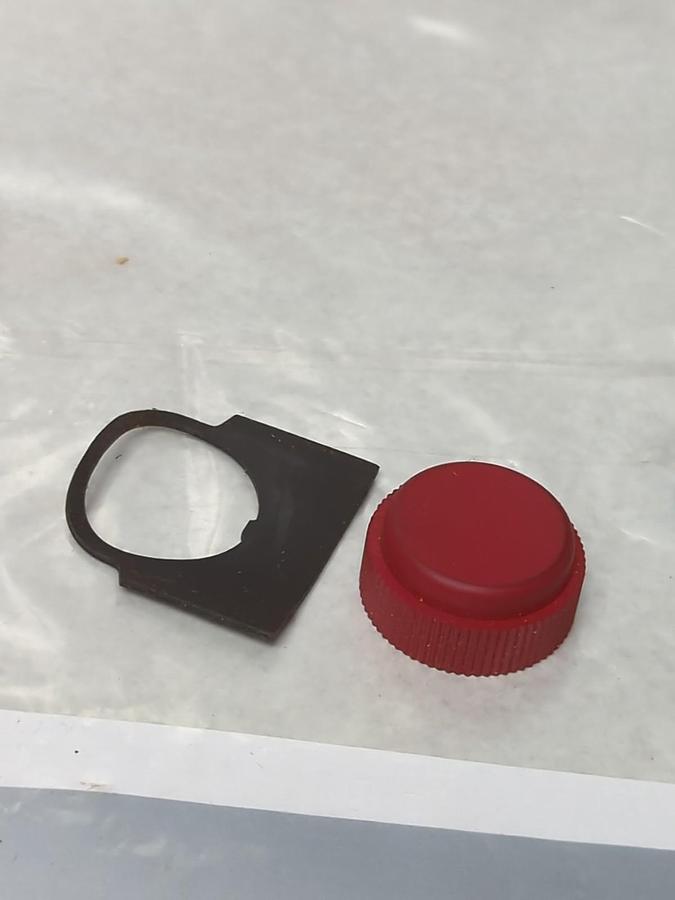 ALLEN BRADLEY,800T N6,RED RUBBER BOOT NOS