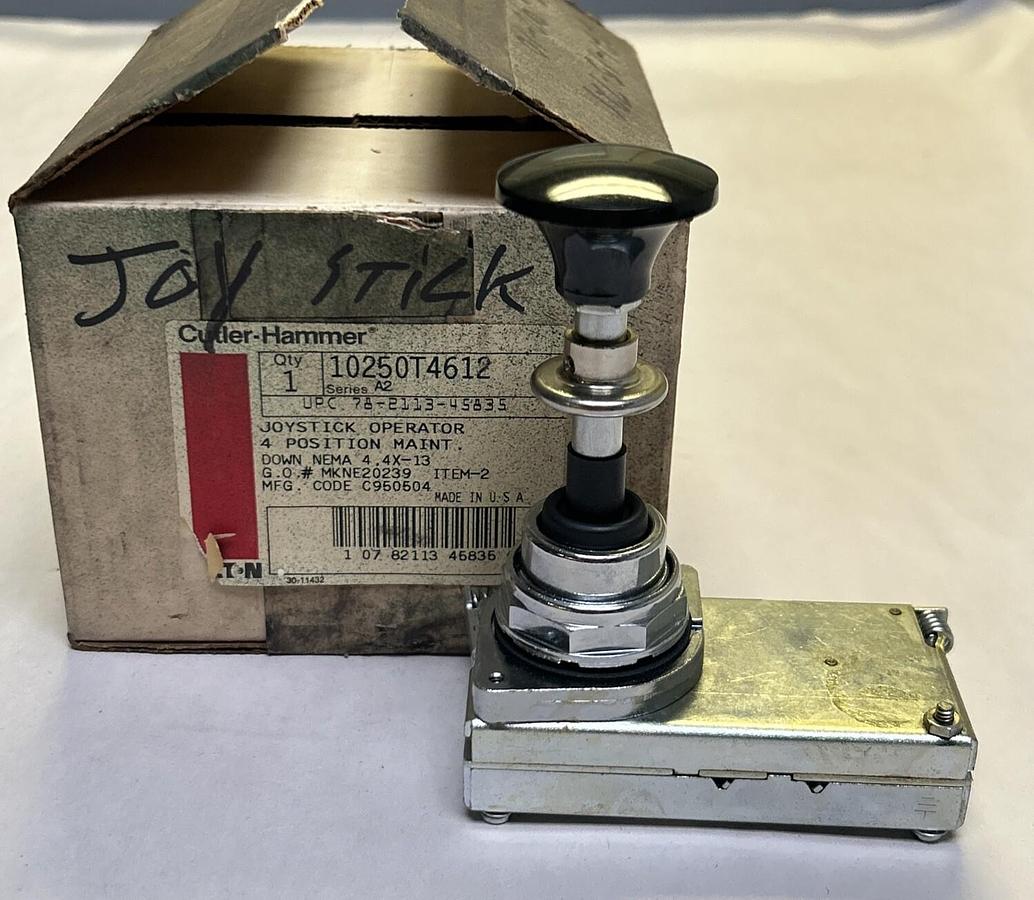 CUTLER HAMMER,10250T4612,PUSHBUTTON JOYSTICK OPERATOR SWITCH NOS