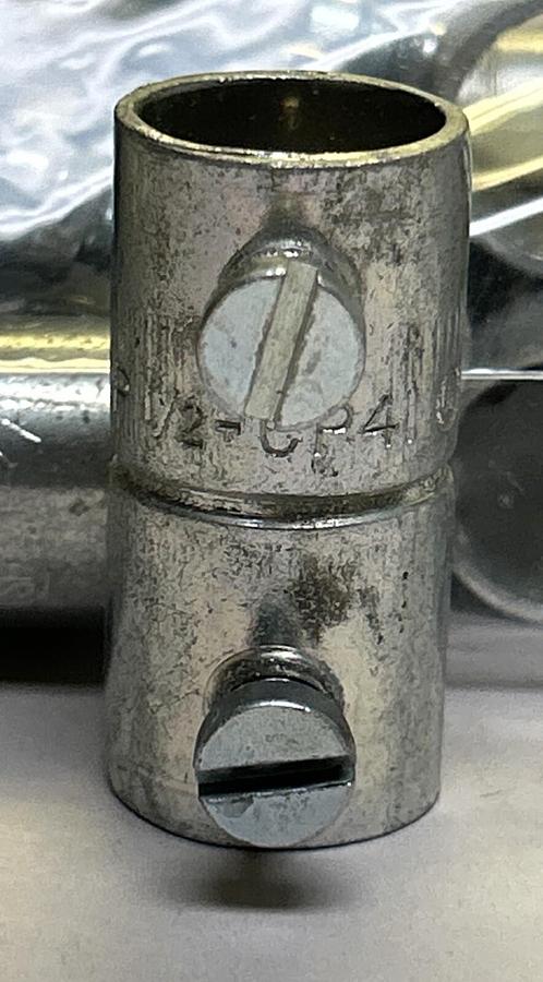 ETP,CP41,STEEL SET SCREW CONNECTORS 1/2INCH LOT OF 23