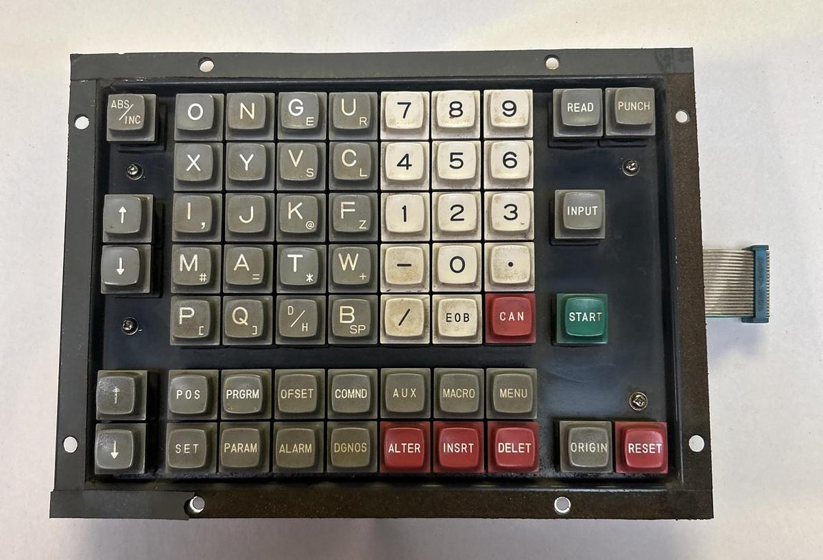Used FANUC,A20B-1000-0134-01,CONTROL KEYPAD