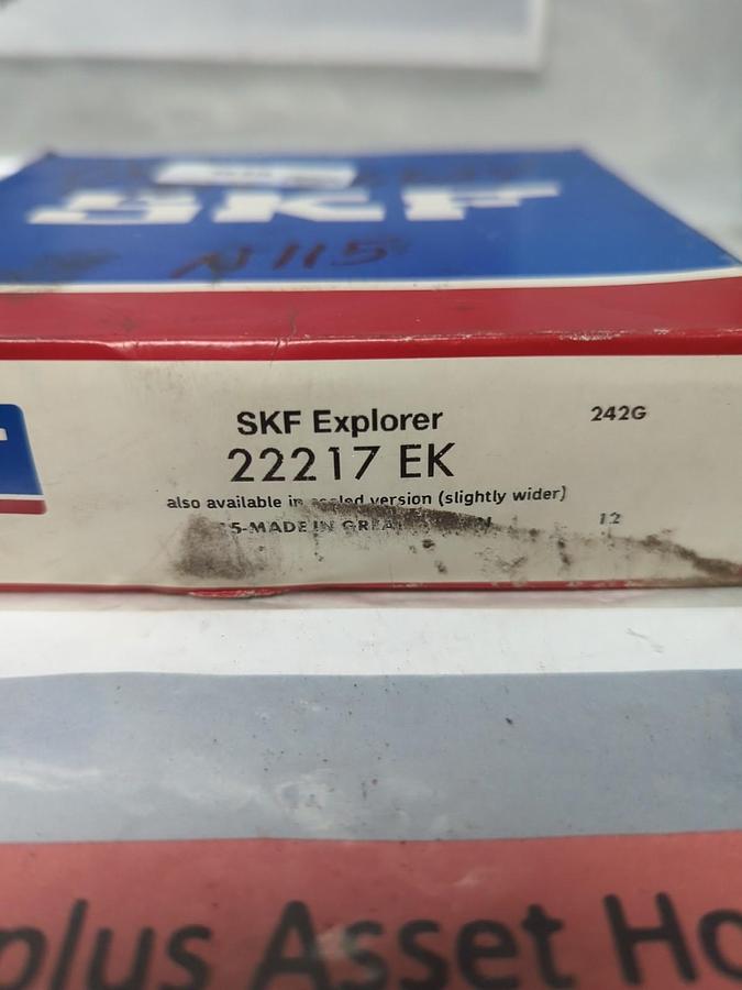 SKF,22217 EK,SPHERICAL ROLLER BEARING 85X150X36MM NOS