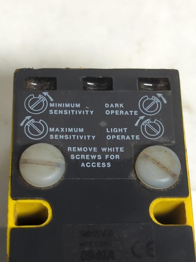 Used BANNER,SM912LVQD,VALUE BEAM PHOTOELEVTRIC SENSOR PRE-OWNED