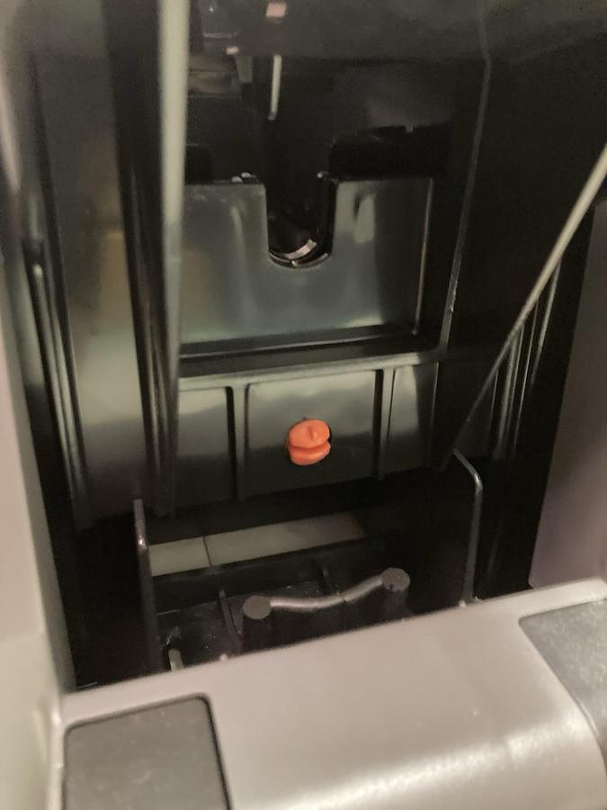 Gojo,7500-01,Push-Style Soap Dispenser 5000 Ml Gray