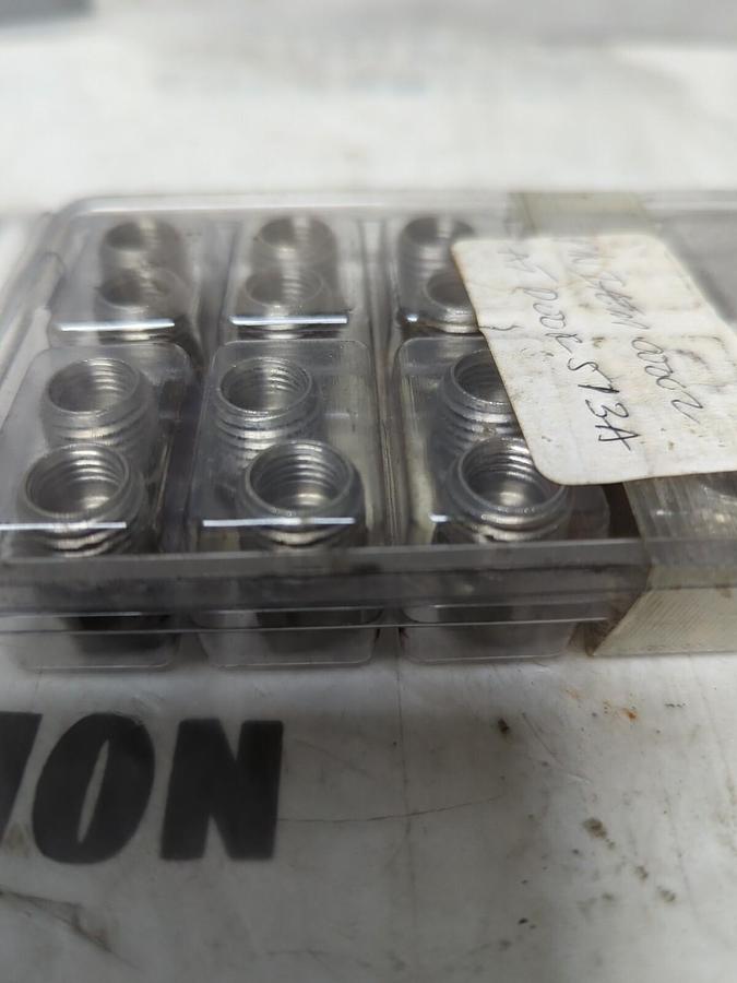 SPRAYING SYSTEMS,H1/4VV-SS-5002,VEE-JET SPRAY NOZZLES LOT OF 16