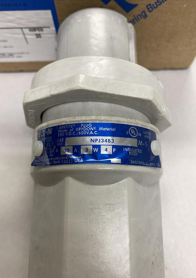 Used EATON CROUSE HINDS,NPJ3483,PLUG-INSULATED BODY 30A NEW