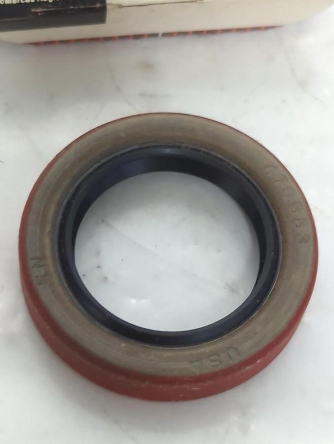 NATIONAL OIL SEAL,470553,OIL SEAL LOT OF 2 NOS