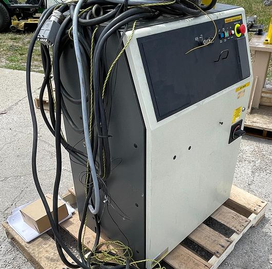 Used FANUC M16iB/20 6 AXIS ROBOT 20 kg X 1667 mm WITH FANUC R30IA CONTROLLER