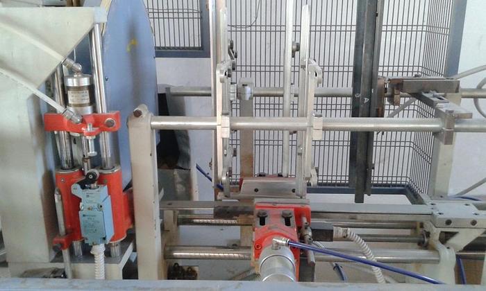 Ricondizionato TRONCATRICE RADIALE LAMACCHIA