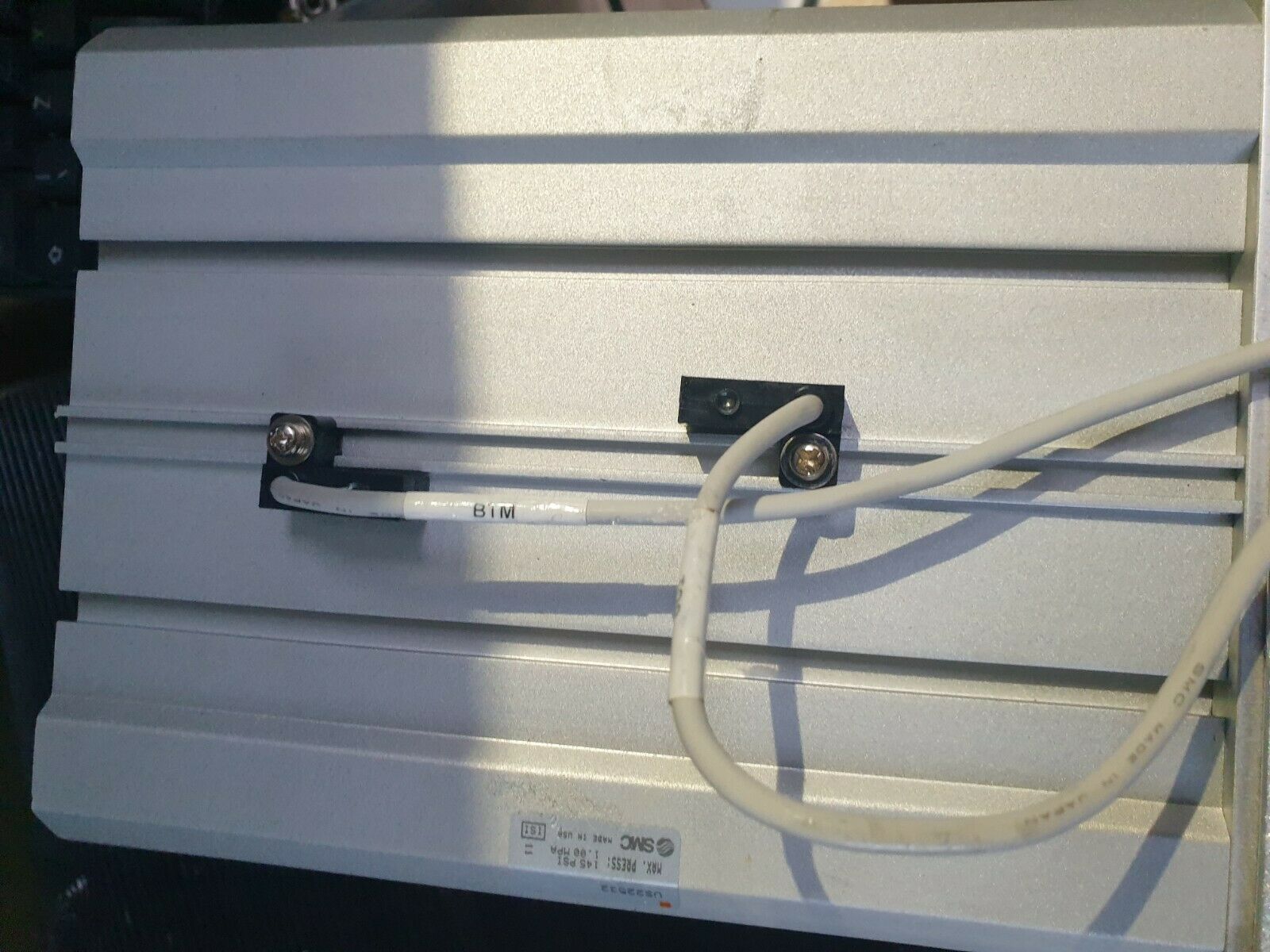 Used AMAT 0040-50505-002 SPLIT VALVE PNEUMATIC CYLINDER (rbd2.1b1)