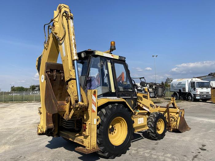 Usato 1994 CATERPILLAR 438B