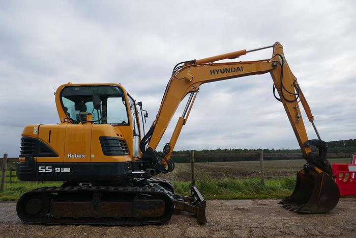 Used 2012 HYUNDAI ROBEX55-9