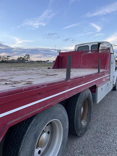 Used Item 0560 : 2004 Sterling Support Truck (4x6)