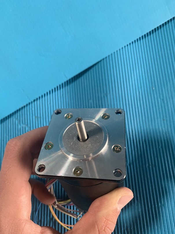 Used oriental motor vexta stepping motor 5 phase ph569-B