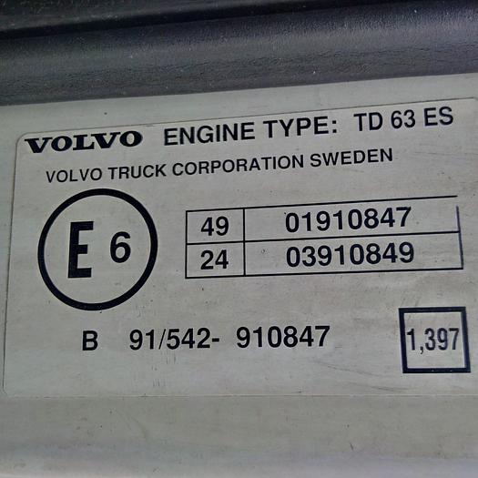 Usado 1995 VOLVO FL615 210 refrigerated