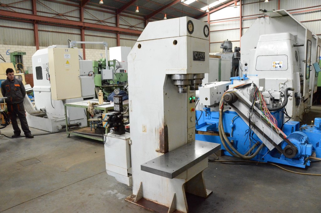 Usado 1992 CAMP P 20 Prensas #4116