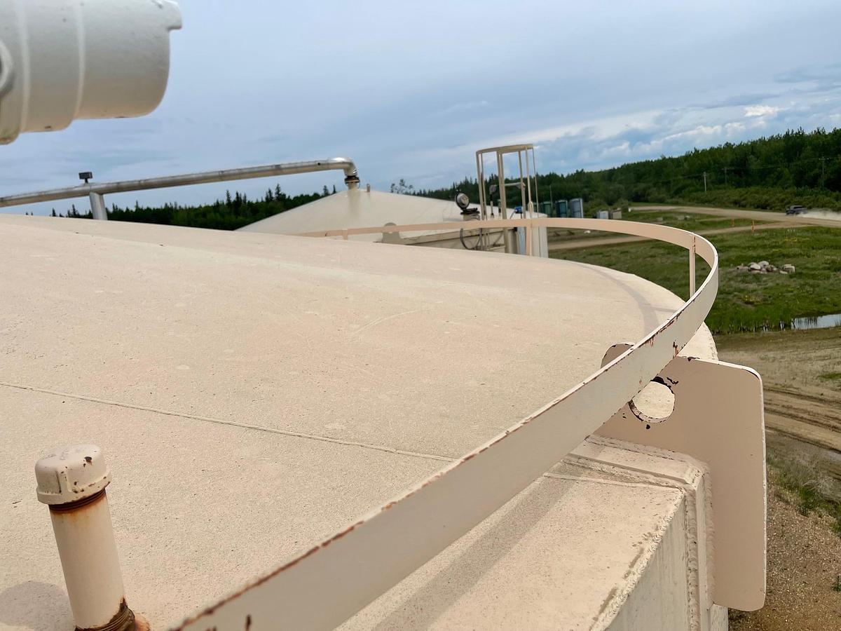 Used 2001 GLM 2500 BBL Tanks